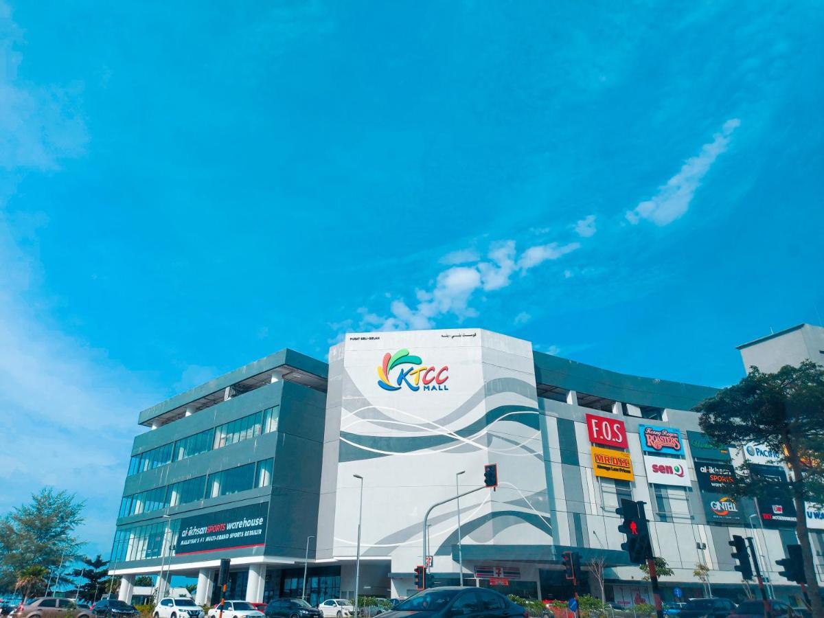 Tamu Place 3-Bedroom Serviced Apartment With Pool Kuala Terengganu Exterior foto